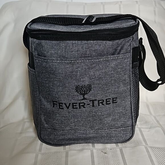 Fever- Tree Insulated Lunch Bag Gray/ Black 13×11 - Picture 2 of 16